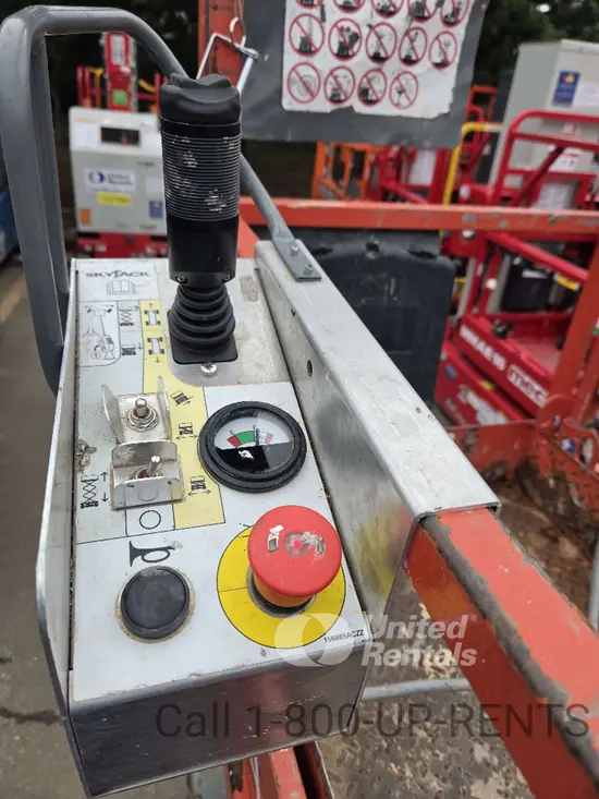 2016 Skyjack SJIII3219 Scissor Lift