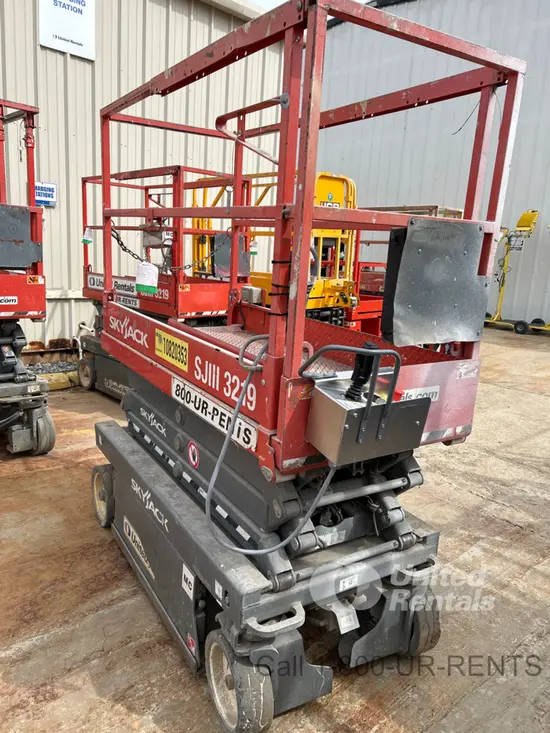 2018 Skyjack SJIII3219 Scissor Lift