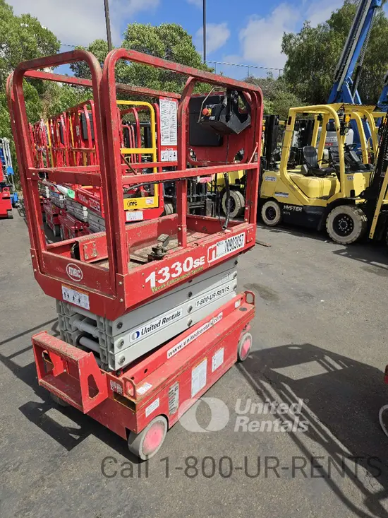 2019 MEC 1330SE Scissor Lift