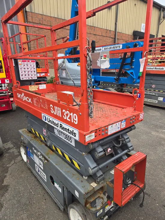 2018 Skyjack SJIII3219 Scissor Lift