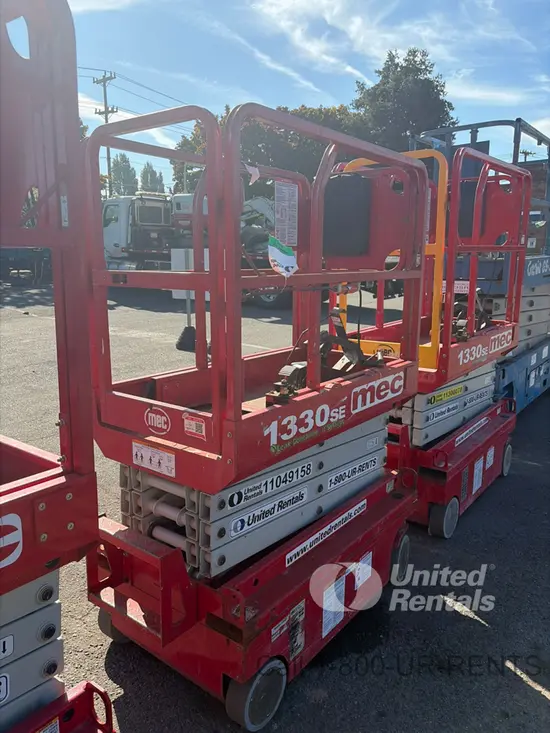 2020 MEC 1330SE Scissor Lift