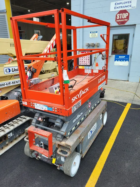 2018 Skyjack SJIII3219 Scissor Lift