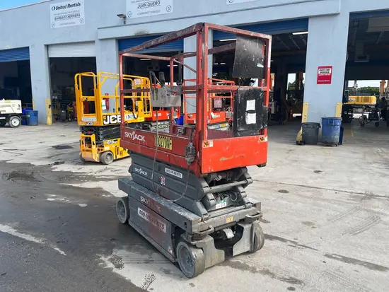 2016 Skyjack SJIII3219 Scissor Lift
