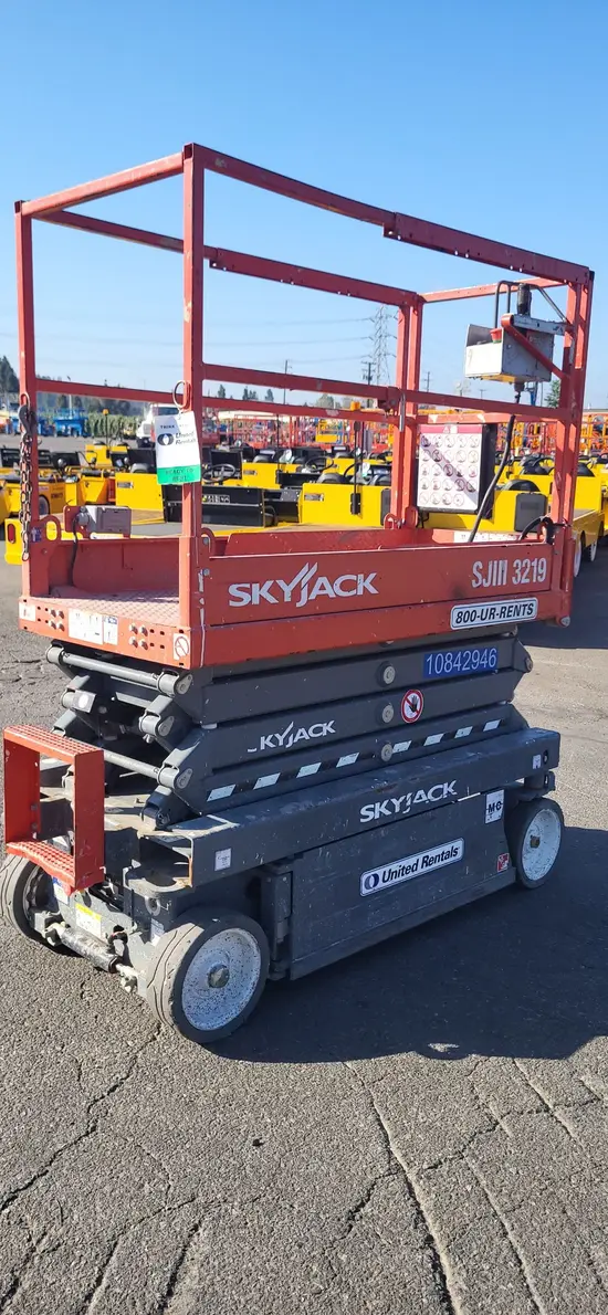 2018 Skyjack SJIII3219 Scissor Lift