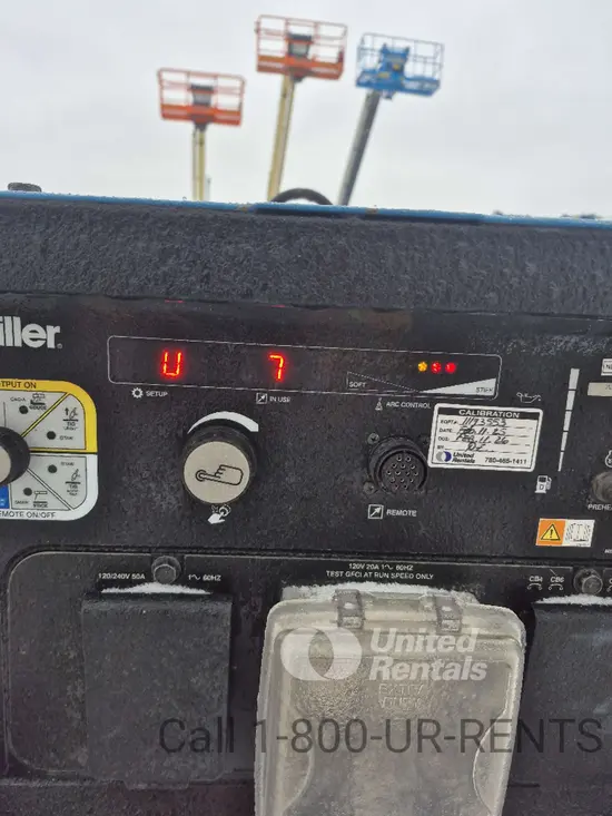 2021 Miller Welders Big Blue 400 Welder
