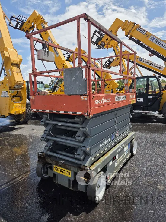 2018 Skyjack SJIII4740 Scissor Lift
