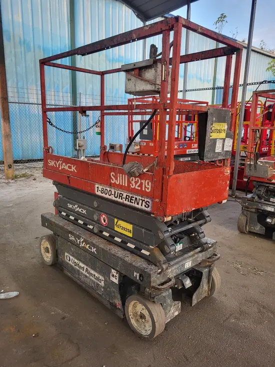 2018 Skyjack SJIII3219 Scissor Lift