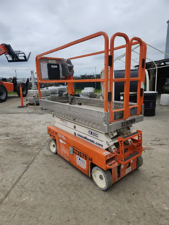 2019 Snorkel S3215L Scissor Lift