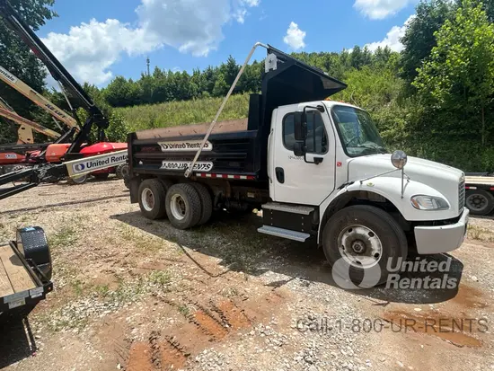 2019 Freightliner M2 106 DUMP Truck