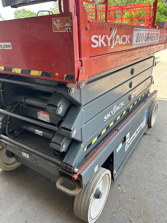 2017 Skyjack SJIII4632 Scissor Lift