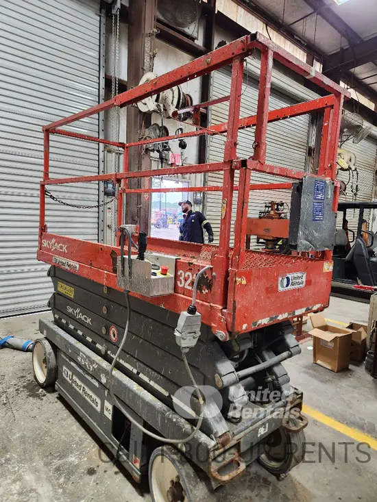 2017 Skyjack SJIII3226 Scissor Lift