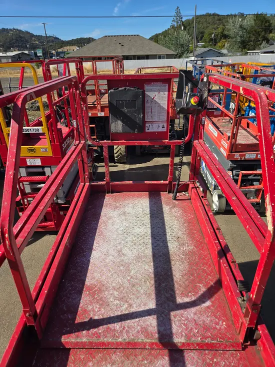 2020 MEC 3346SE Scissor Lift