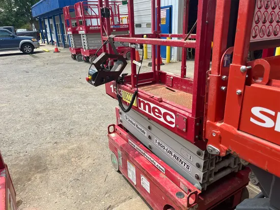 2018 MEC 1330SE Scissor Lift