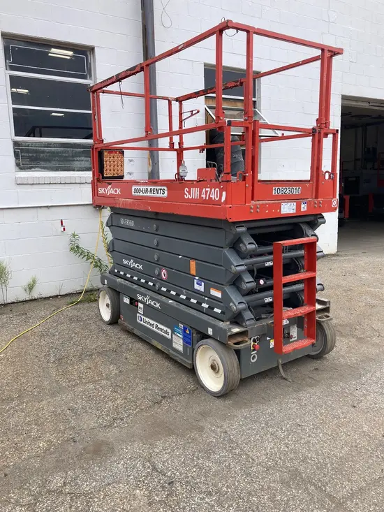 2018 Skyjack SJIII4740 Scissor Lift