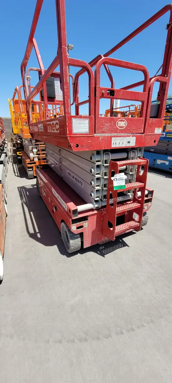 2017 MEC 3346SE Scissor Lift