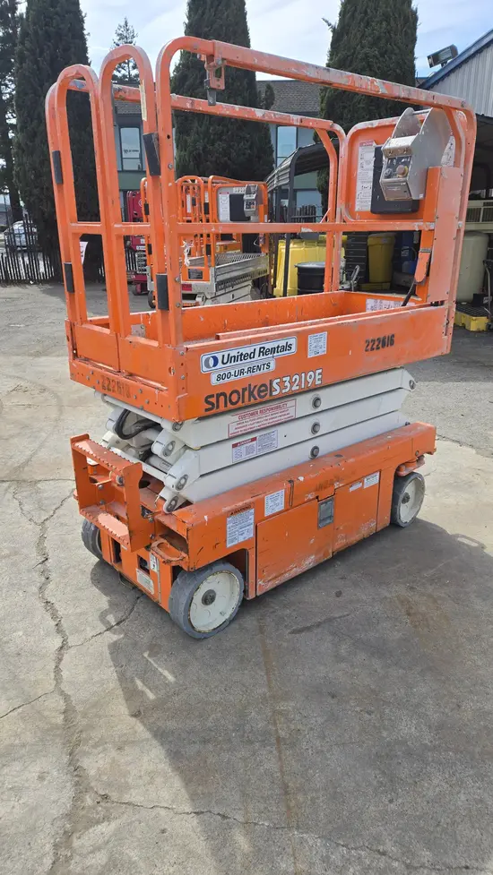 2019 Snorkel S3219E Scissor Lift
