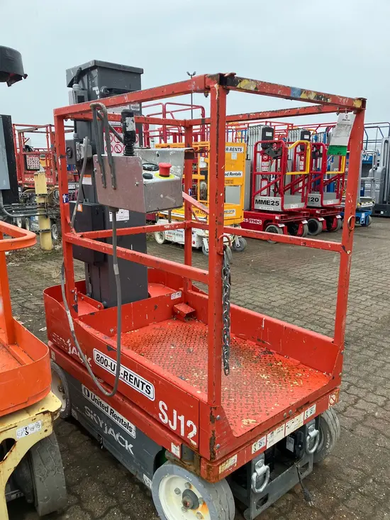 2017 Skyjack SJ12 Self-Propelled One-Person Lift