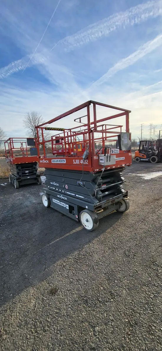 2018 Skyjack SJIII4632 Scissor Lift