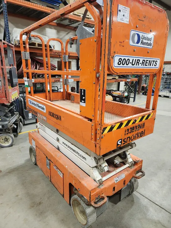 2017 Snorkel S3219E Scissor Lift