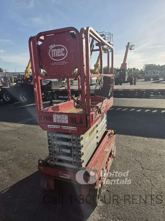 2018 MEC MICRO 19 Scissor Lift