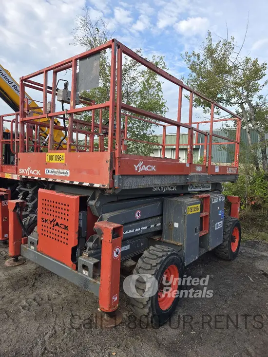 2018 Skyjack SJ8831RT Rough Terrain Scissor Lift
