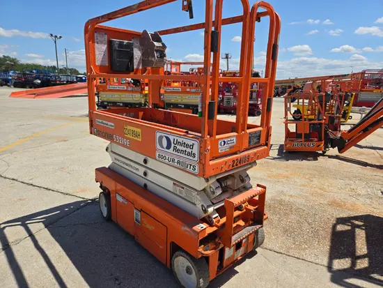 2019 Snorkel S3219E Scissor Lift