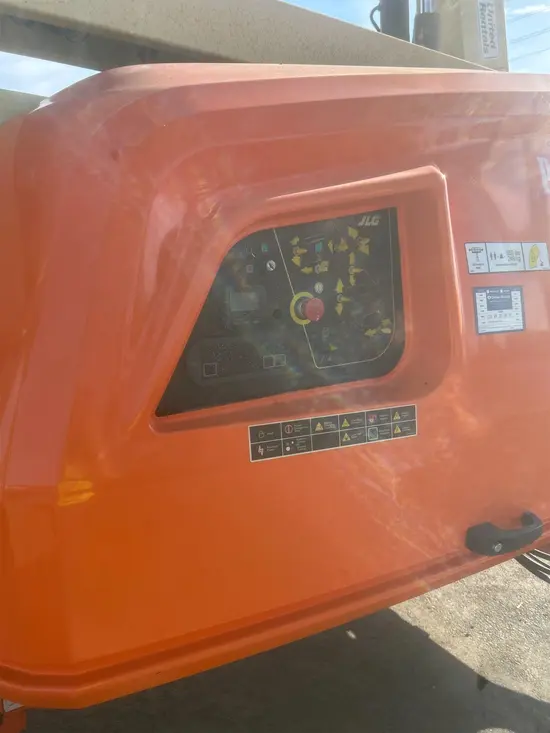 2017 JLG 450AJ Articulating Boom Lift