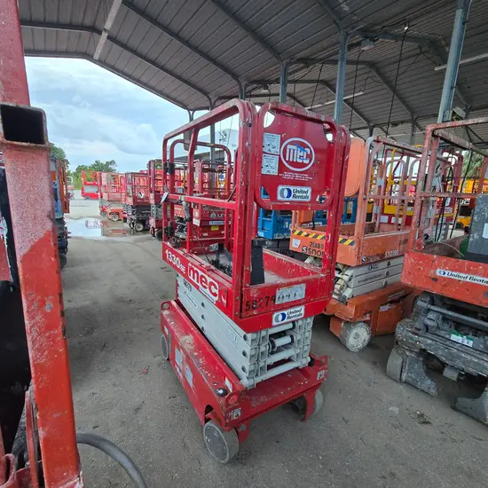 2018 MEC 1330SE Scissor Lift