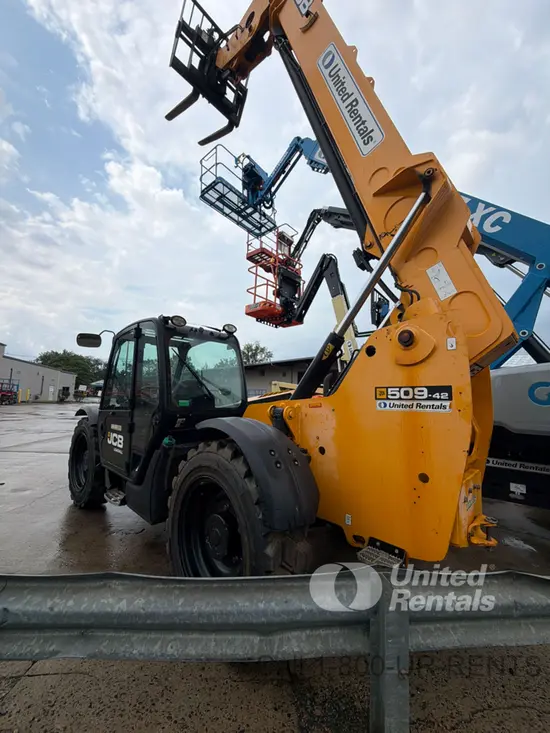 2021 JCB 509-42 Forklift