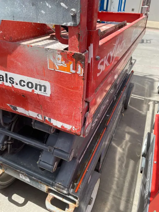 2018 Skyjack SJIII3226 Scissor Lift