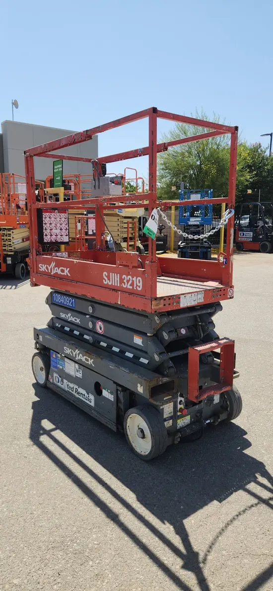 2018 Skyjack SJIII3219 Scissor Lift