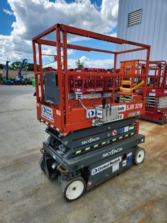 2018 Skyjack SJIII3219 Scissor Lift
