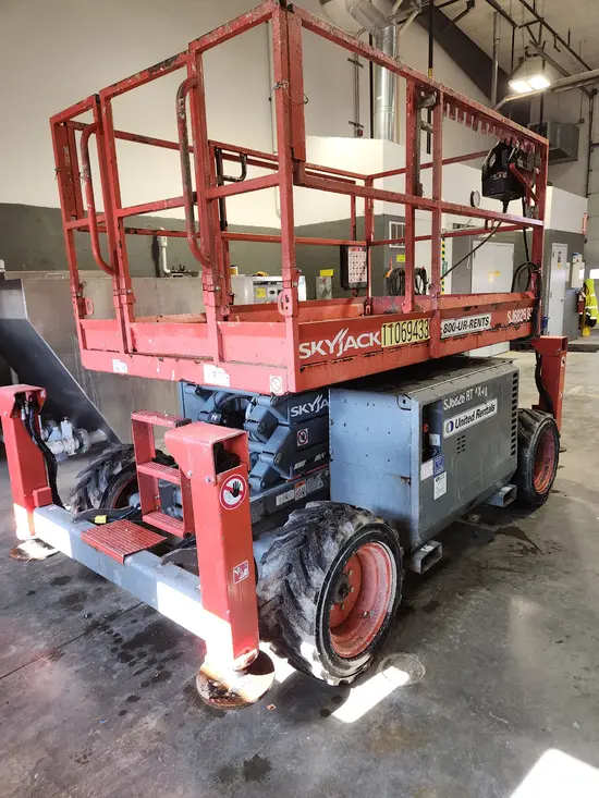 2018 Skyjack SJ6826RT Rough Terrain Scissor Lift