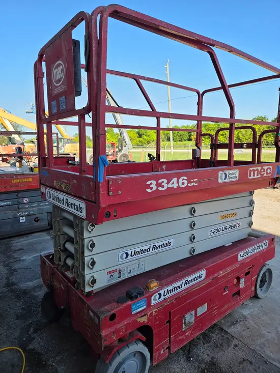2017 MEC 3346SE Scissor Lift