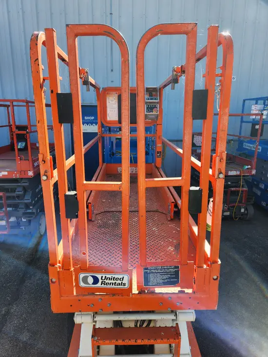 2019 Snorkel S3226E Scissor Lift