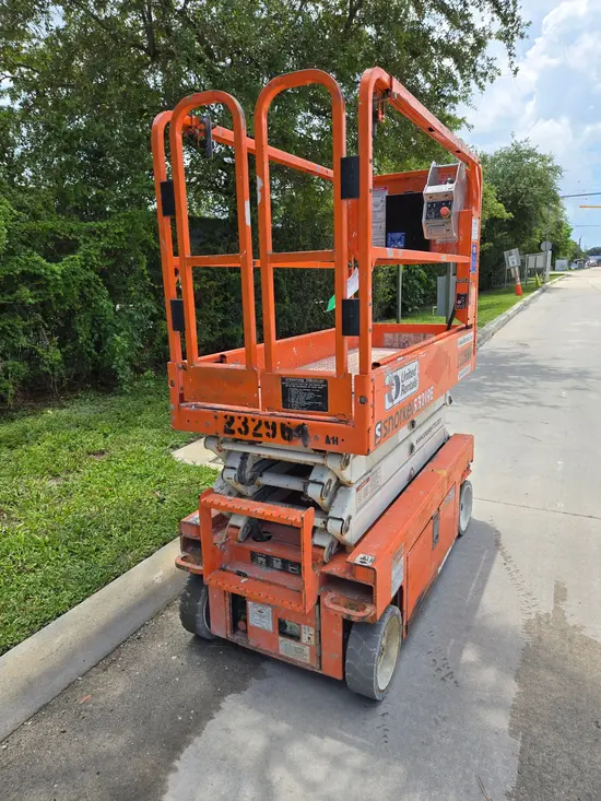2019 Snorkel S3219E Scissor Lift
