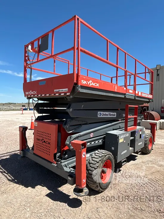 2018 Skyjack SJ9250RT Rough Terrain Scissor Lift