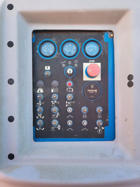 2012 Genie Z-60/34 Articulating Boom Lift