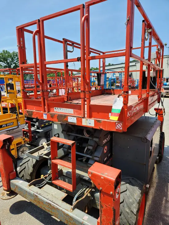 2018 Skyjack SJ6832RT Rough Terrain Scissor Lift