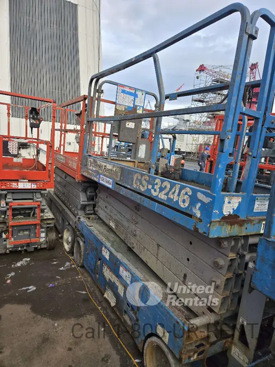 2017 Genie GS-3246 Scissor Lift