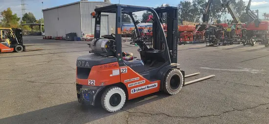 2023 Toyota 40-8FGU25 Warehouse Forklift