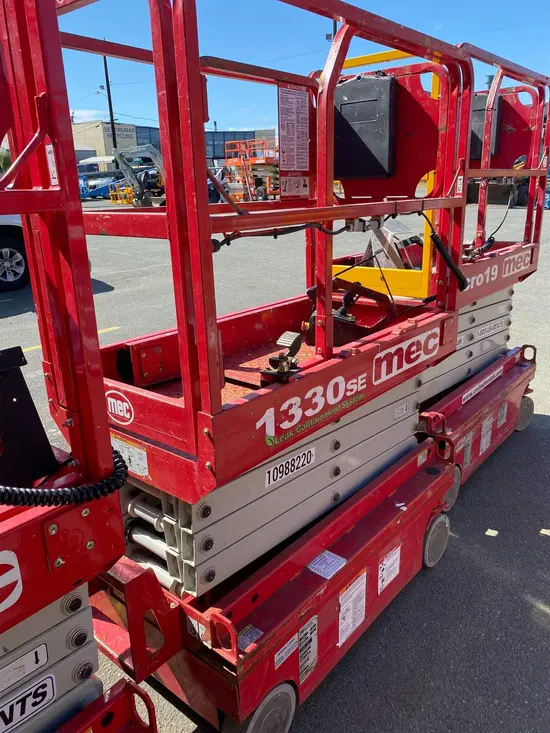 2019 MEC 1330SE Scissor Lift