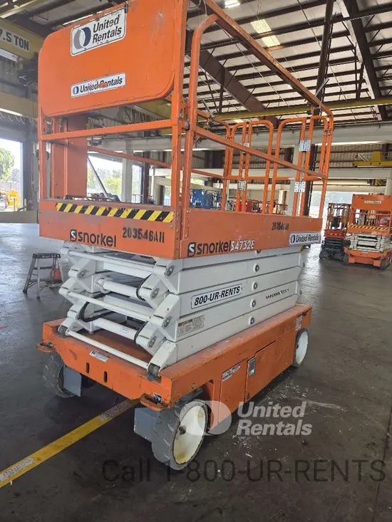 2018 Snorkel S4732E Scissor Lift