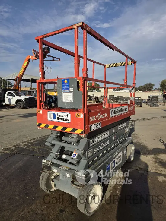 2020 Skyjack SJ3226 Scissor Lift