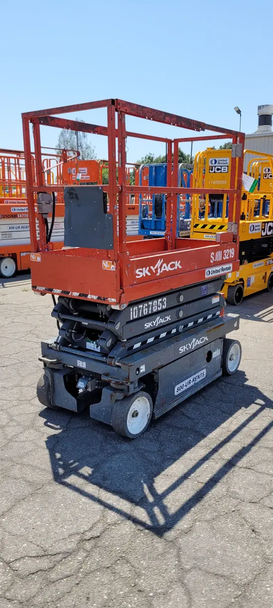 2018 Skyjack SJIII3219 Scissor Lift