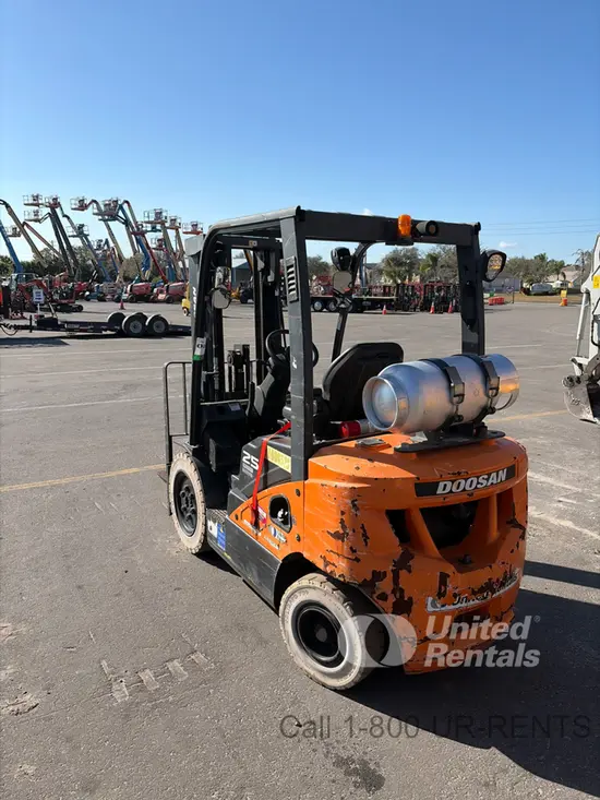 2020 Doosan G25N-7DF Warehouse Forklift