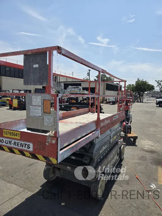2018 Skyjack SJIII4632 Scissor Lift