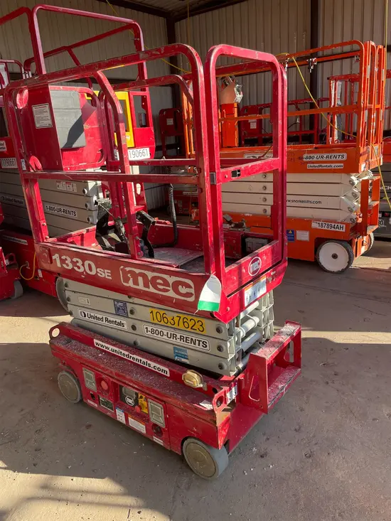 2017 MEC 1330SE Scissor Lift