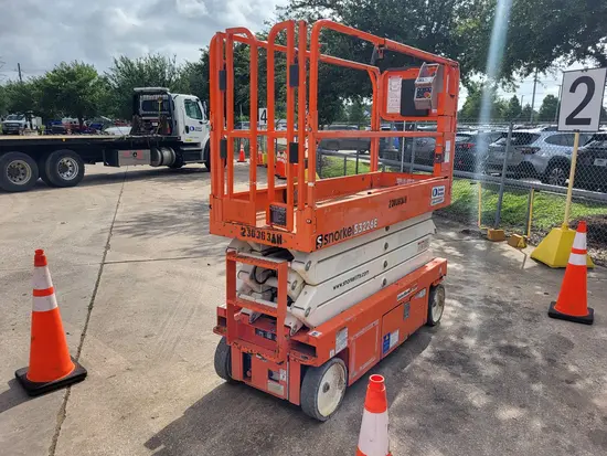 2019 Snorkel S3226E Scissor Lift