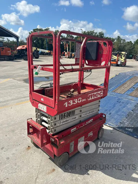2017 MEC 1330SE Scissor Lift